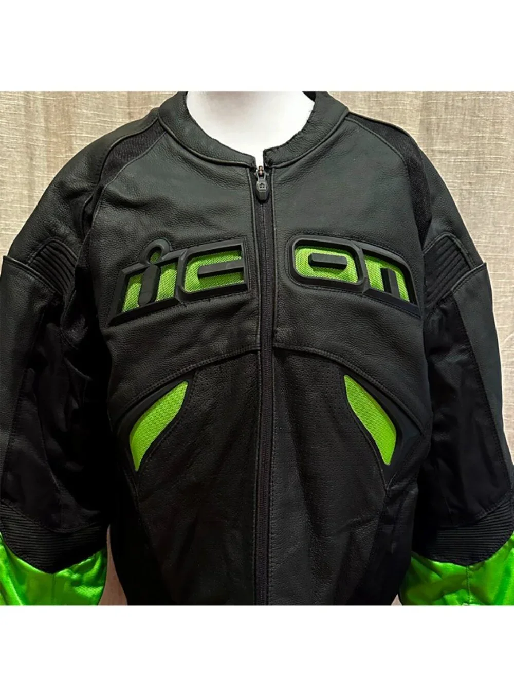 Icon Sanctuary D3O Leather Motorcycle Jacket Men's M Black Green Armor EUC